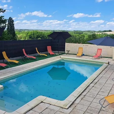 Renove Avec Piscine Partagee A Saint-meard-de-drone - Fr-1-616-468 * Villetoureix