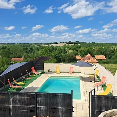 Renove Avec Piscine Partagee A Saint-meard-de-drone - Fr-1-616-468 * Villetoureix
